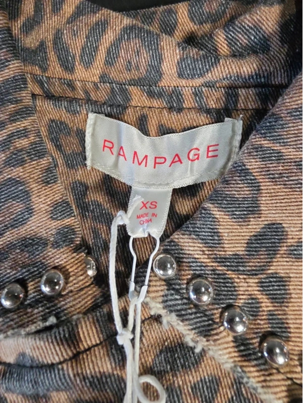 Jean jacket - Picture 2 of 10